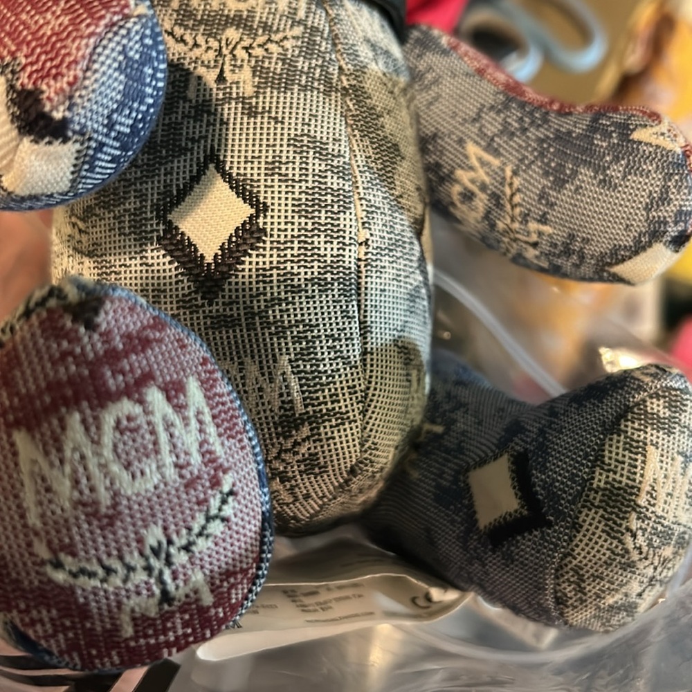 MCM Large Logo Print Bear🥳🥳❌❌ - Picture 5 of 8